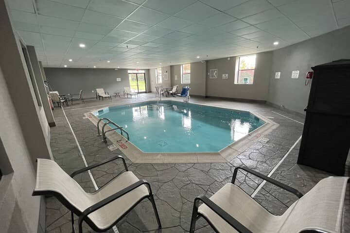 Pool 18 of 29